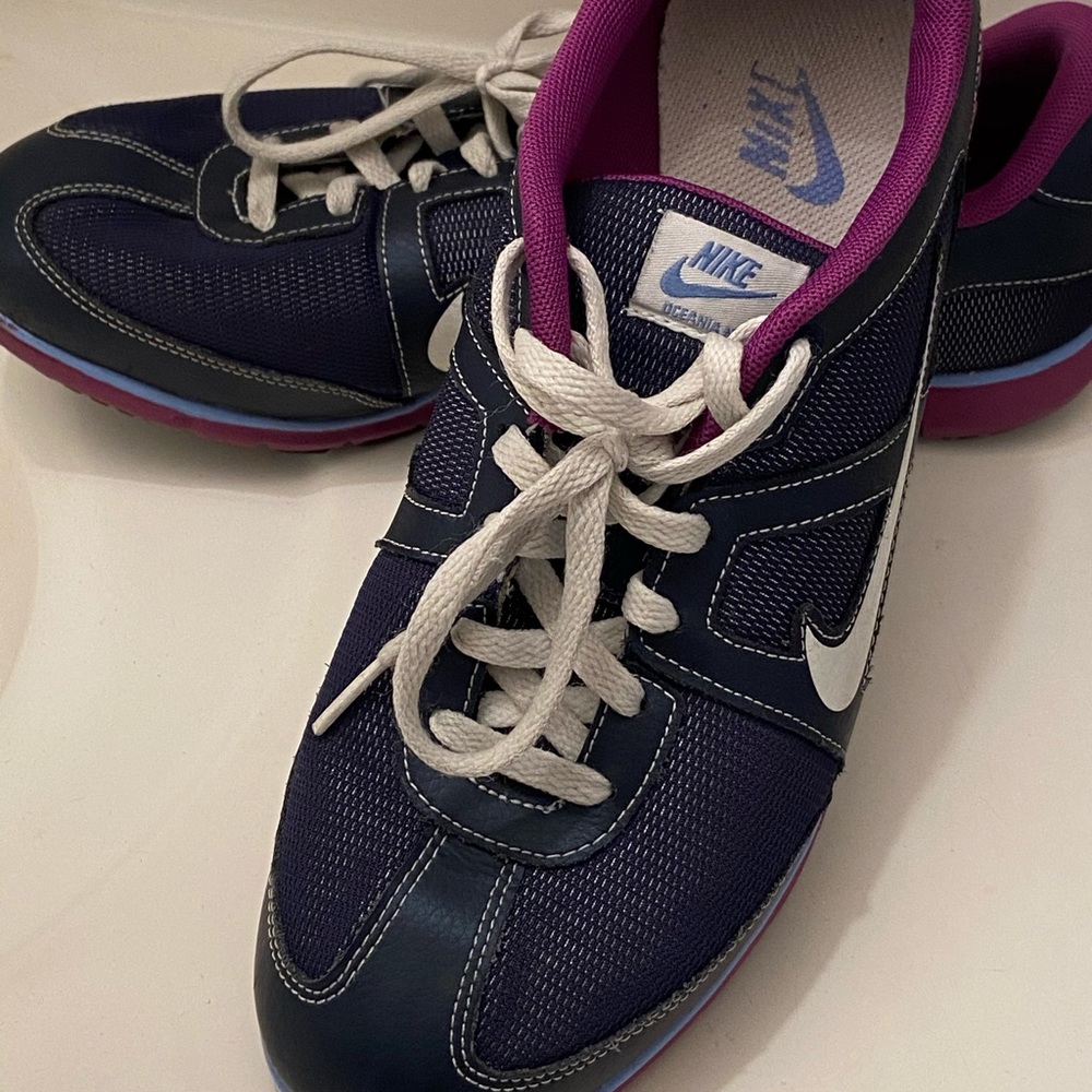 Nike Sneakers